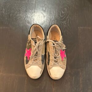 Golden Goose, Camo with hot pink star, Vigna